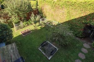 Photo 13- click for photo gallery